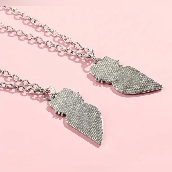 💕Hello Kitty - BFF Necklaces - Picture 7 of 7